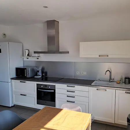 Apartment 3 Pieces 58m2 Terrasse, Vue Montagne, Lumineux, Stationnement