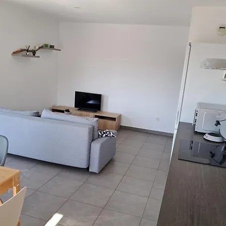 Apartment 3 Pieces 58m2 Terrasse, Vue Montagne, Lumineux, Stationnement *